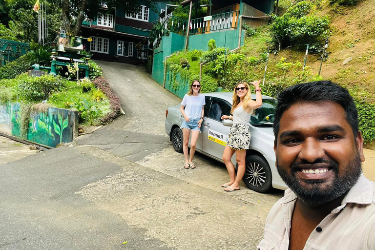 Tour della città di Kandy in giornata da Colombo, Negombo o Katunayake