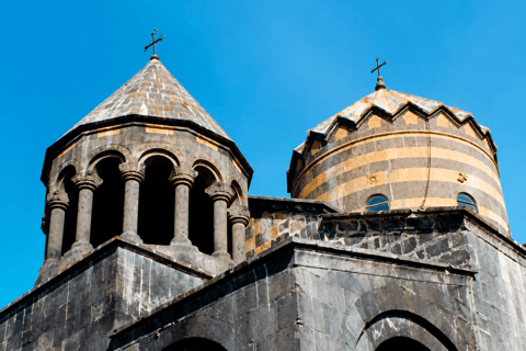 From Yerevan: Amberd Fortress, Lake Kari, & Mughni Tour