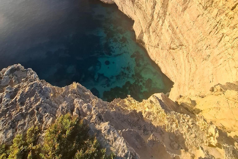 Comino in Comfort - Private Boat charter from Gozo/Cirkewwa