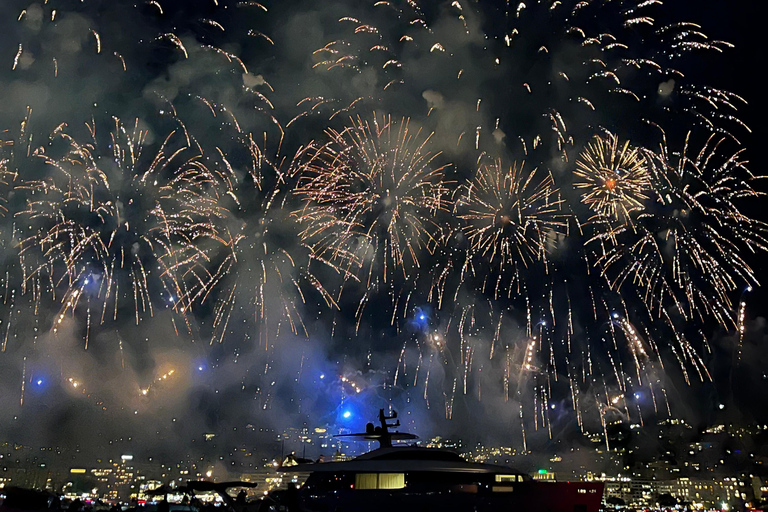 Cannes: Sunset and Fireworks Night Sea Excursion Night Sea excursion - Cannes Fireworks & Sunset