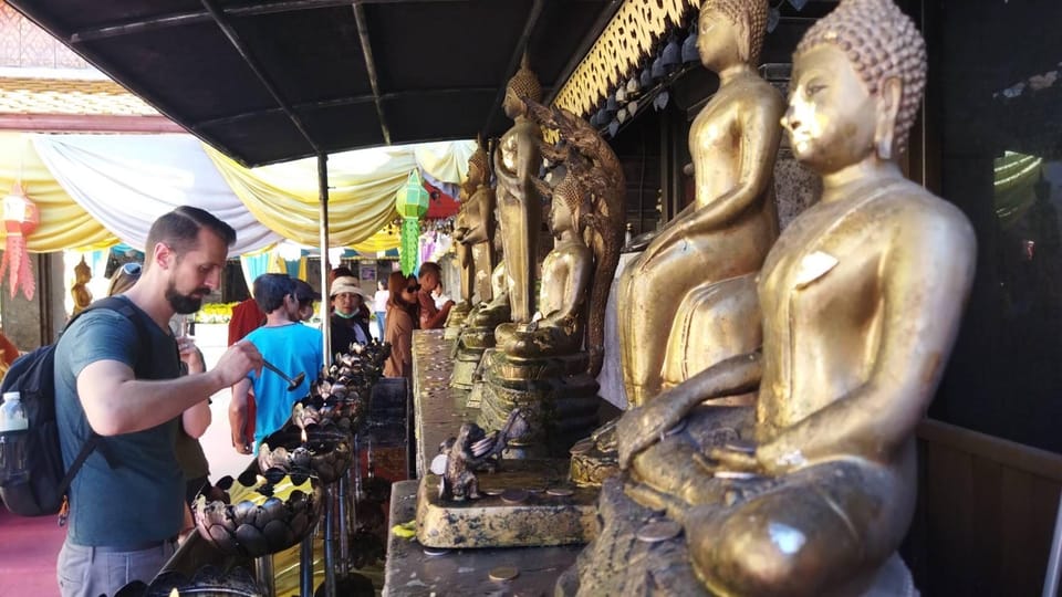 Wat Pha Lat & Wat Phra That Doi Suthep Tour