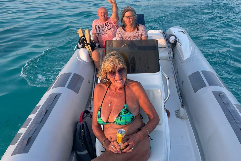 Sea taxi to Magawish island by speedboat
