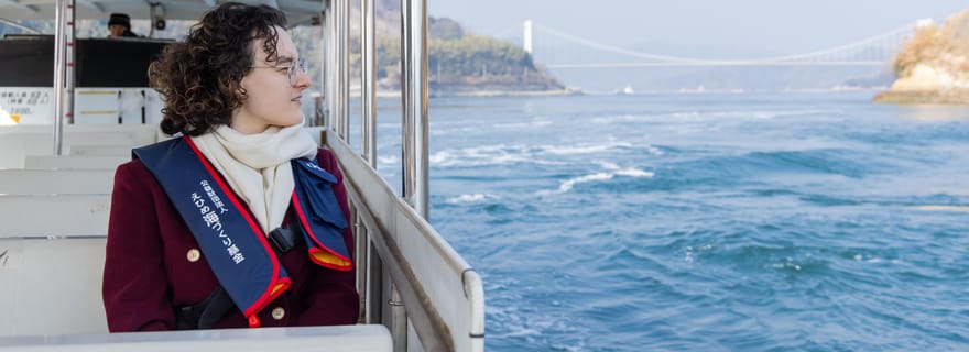 Imabari : croisière sur les marées rapides et visite en bus de la Tobishima Kaido