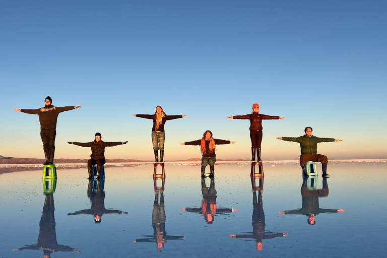 From La Paz: Premium round-trip bus, Uyuni Salt Flats Tour From La Paz: Premium Roundtrip Bus, Uyuni Salt Flat Tour