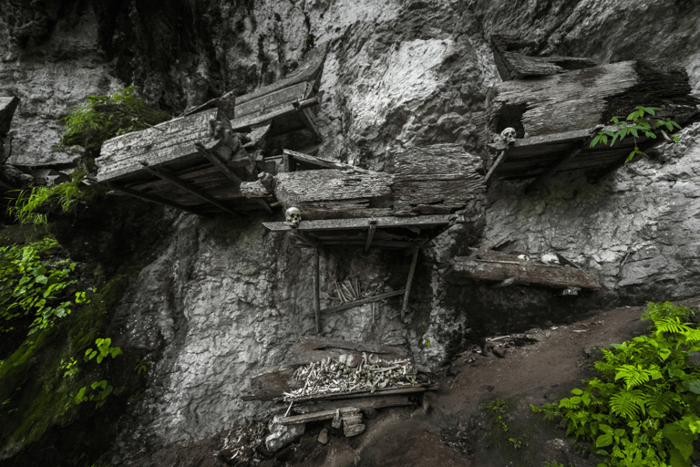 Tana Toraja: Private 3D2N Tour in Süd-SulawesiTour ohne Flüge