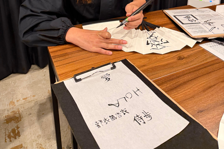 Kyoto Samurai Walk: Matcha, Calligraphy & Photoshoot