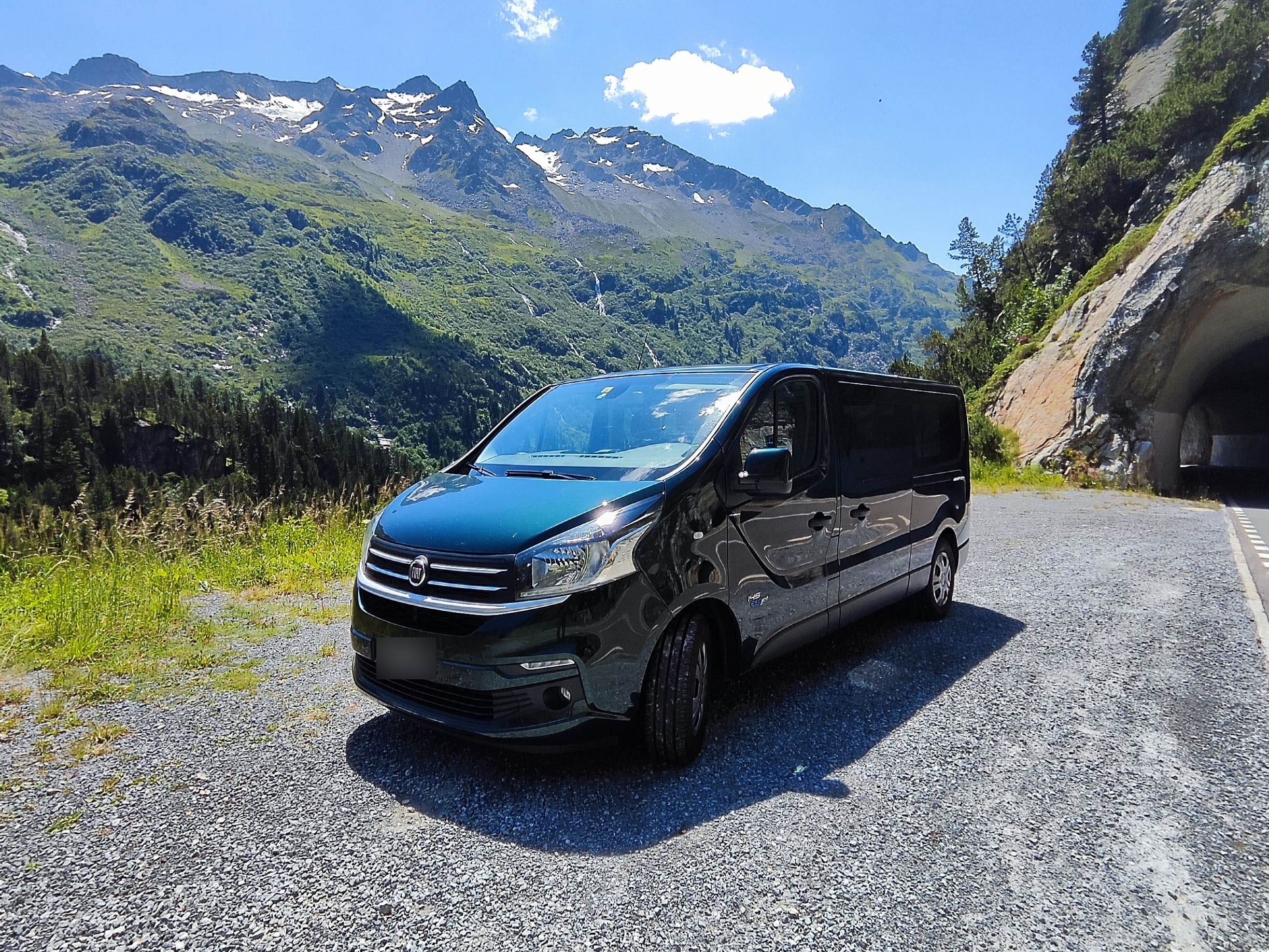 Davos/Klosters: Privater Transfer nach Zürich und zum Flughafen Zürich