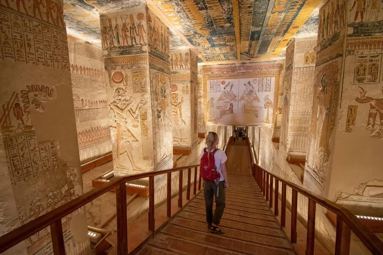 Luxor: Private Customizable Tour with Egyptologist Guide Luxor: Private 8-Hour Tour with Airport Pickup