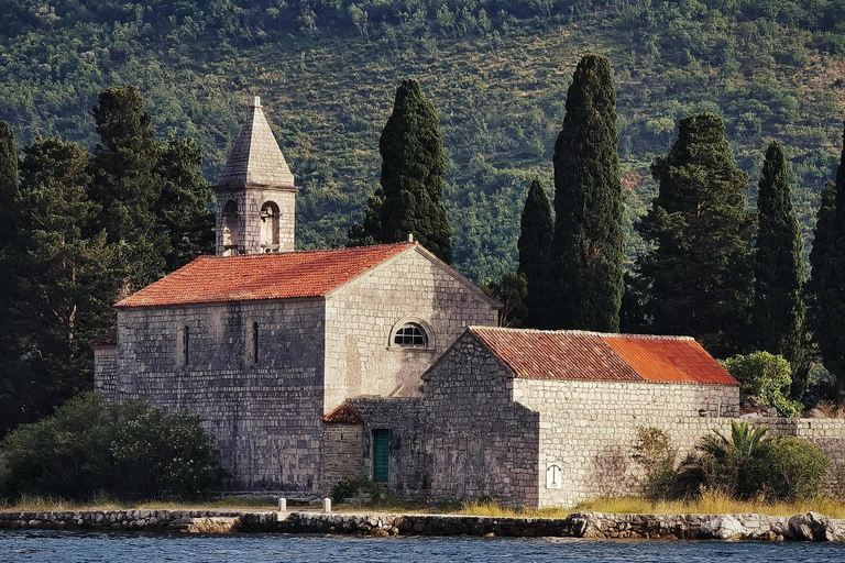 Z Kotoru: Relaksujący rejs wycieczkowy do Perast i Lady of the Rocks