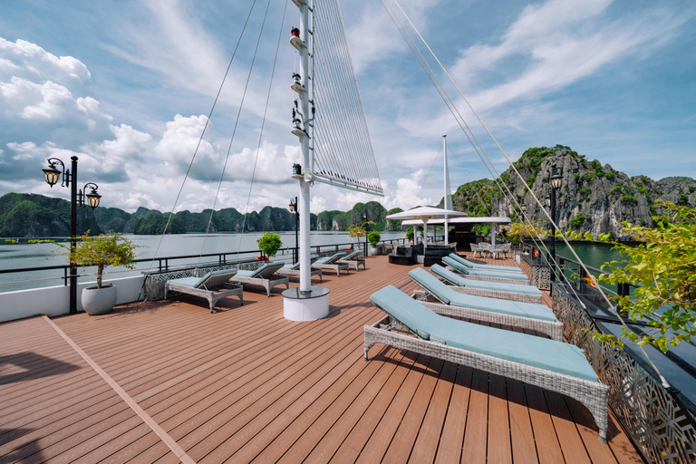 Lan Ha Balcony Overnight 2D1N kryssning: Helt ny 2025