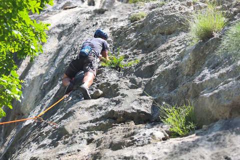 Tirana: Boville Hike and Rock Climbing Day Trip