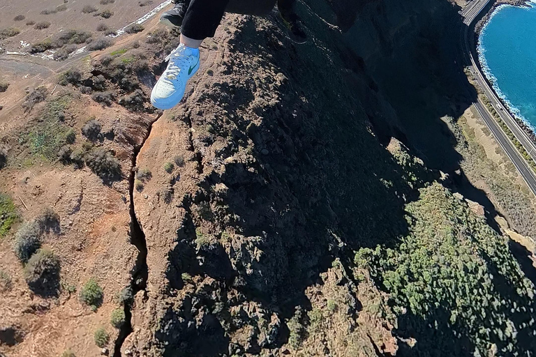Gran Canaria: Paragliding hands on experience with pilot