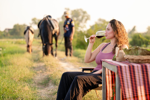 Siem Reap: Horseback Ride with Tour Guide at Phnom Krom (1 hour) Horseback Ride with Tour Guide