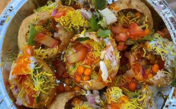 Alt-Delhi: Street Food Tour mit Rikscha-Fahrt