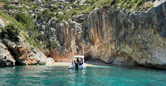 Sarandë: Daily Speed Boat Trip to the Beautiful Northern Coastline