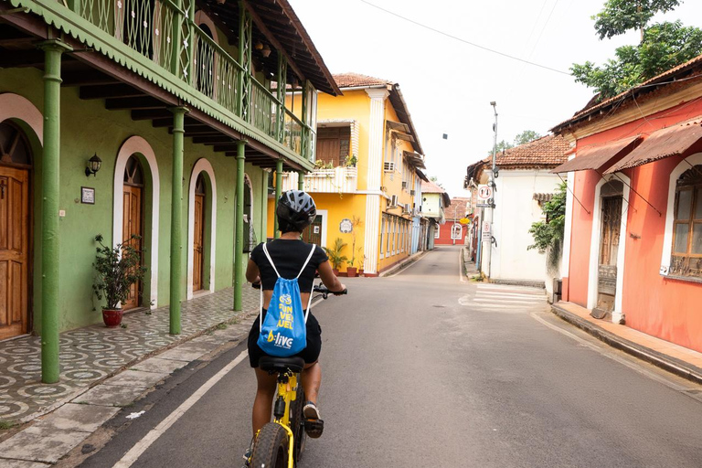 Racconti e sentieri di Fontainhas: Viaggio d&#039;avventura in bicicletta elettrica