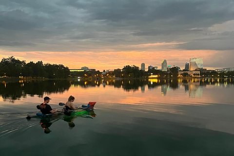 Orlando: Wycieczka kajakiem lub paddleboardem o zachodzie słońca w rajuWycieczka o zachodzie słońca