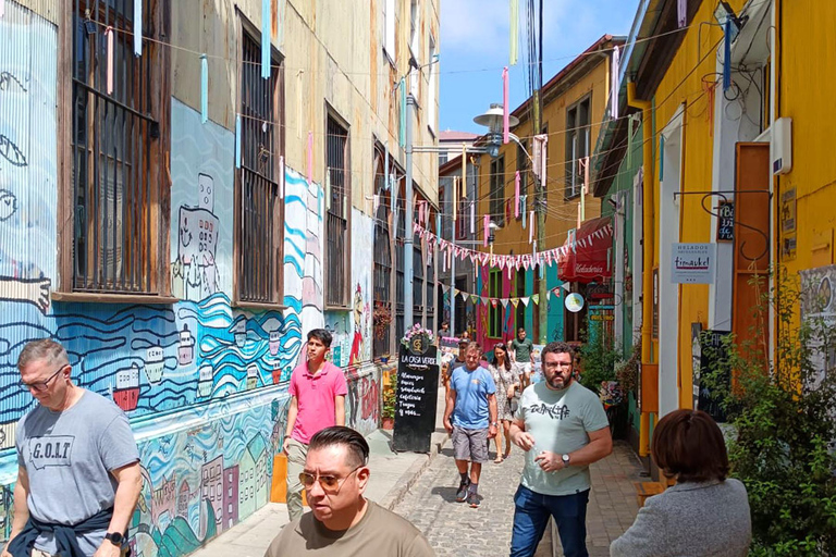 Arte e cultura de Valparaíso com degustação em Casablanca