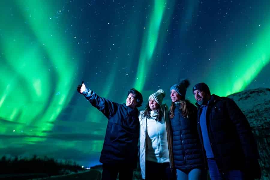 Rovaniemi: garantierte Nordlichter-Tour mit VIP-Van. Foto: GetYourGuide