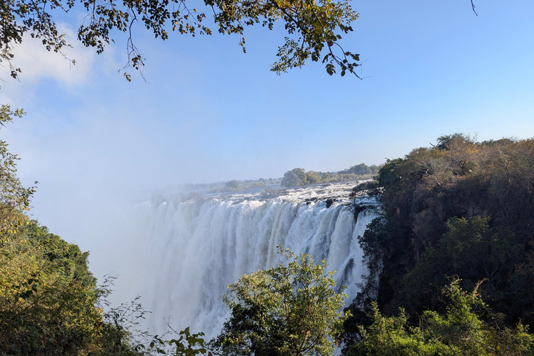 Livingstone: Victoria Falls Evening Guided Tour