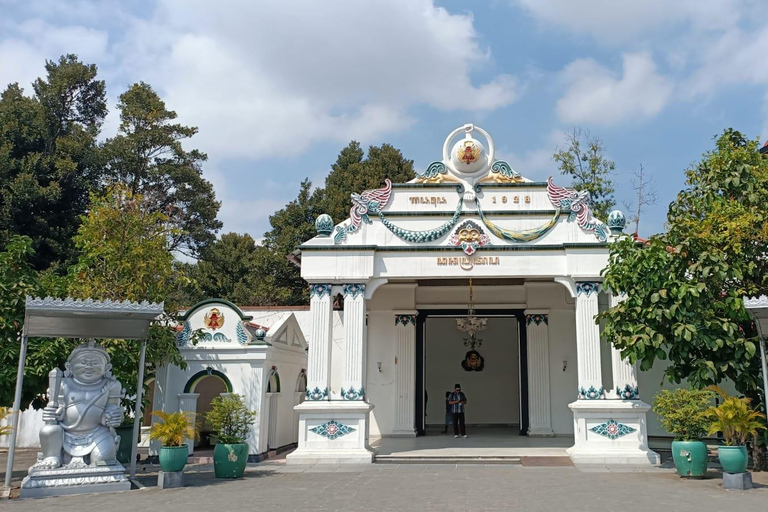 YOGYAKARTA : EXPLORA ANTIGUAS RELIQUIAS CULTURALES