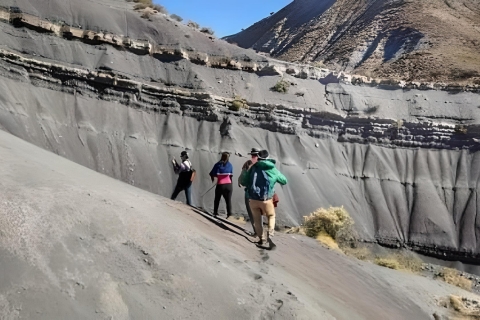 Sucre: 2 days trek in Inca Trails and the Crater de Maragua