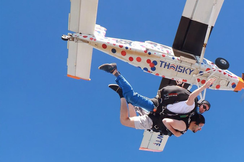 Pattaya Skydiving Experience with Transfers Skydiving&Third party video&GoPro&photo&Bangkok meeting