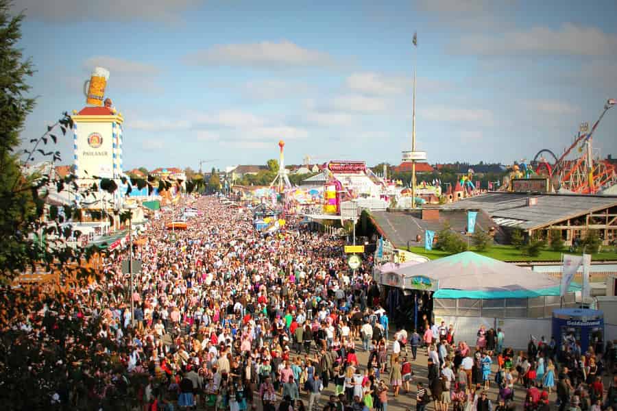 Oktoberfest-tour met gegarandeerde zitplaatsen in de tent, bier en eten