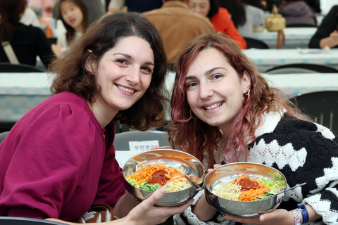 Depuis Séoul : Expérience d&#039;une journée complète au festival Ogok Naru de YeojuAu départ de Séoul : expérience d&#039;une journée complète au festival Yeoju Ogok Naru