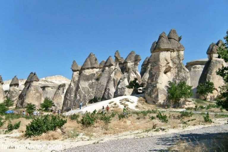 Cappadocië: Rode rondleiding (inclusief lunch, gids, entreegelden)