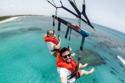 Punta Cana: Parasailing Adventure + Party Boat Snorkeling Punta Cana: Parasailing With Pickup at Hotels