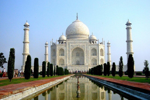 Full-day tour of Agra with Fatehpur Sikri from Delhi