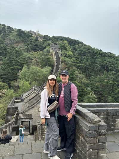 Beijing: Mutianyu Great Wall & Nanluoguxiang Day Trip