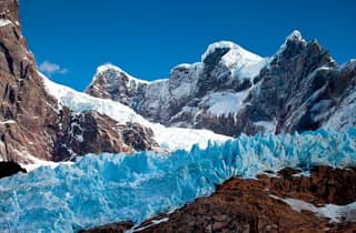 P. Natales: Balmaceda- und Serrano-Gletscher mit Mittagessen und Whisky