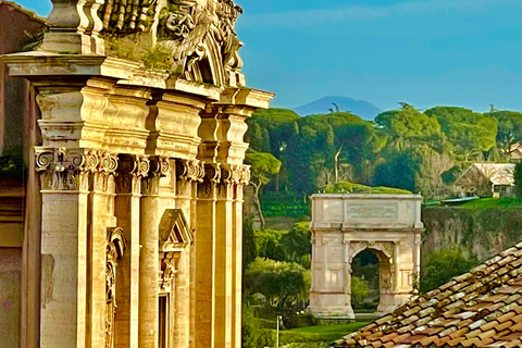 Rome's Hidden Underground Excavations & Colosseum Tour