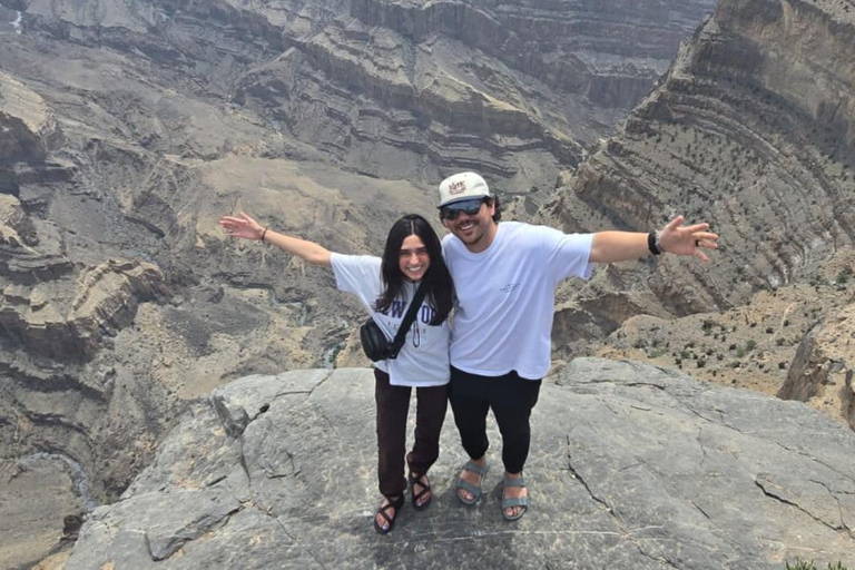 Shared Tour to Nizwa Fort & Souq, Al Hamra & Jebel Shams