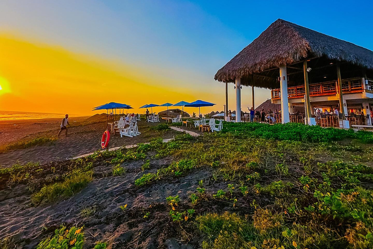 A day in El Paredón: chill, soak up the sun, and watch an unforgettable sunset A day in El Paredón: relax, sun, and an unforgettable sunset