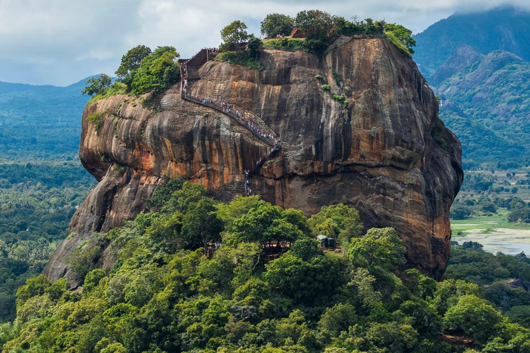 Heritage Discovery: Kandy to Polonnaruwa & Sigiriya Day Tour