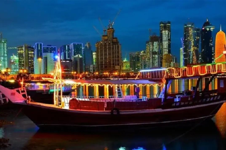Doha: Sonnenuntergang/Serenade, traditionelle Dau-Bootsfahrt, Dinner-BootsfahrtLuxuriöse Dinner-Bootsfahrt mit Pick &amp; Drop-Service