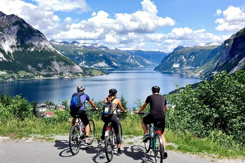 Prywatna wycieczka Hardangerfjord rower§rejs Vøringsfossen wędrówka