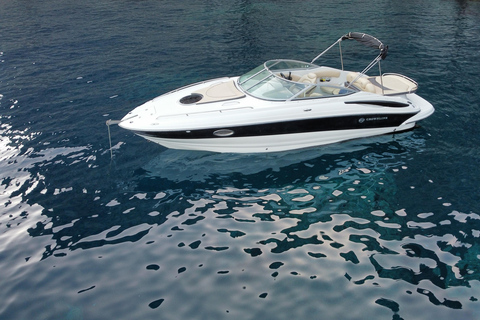 Santorini: Luxury private speedboat with food and drinks Daytime Speedboat Adventure