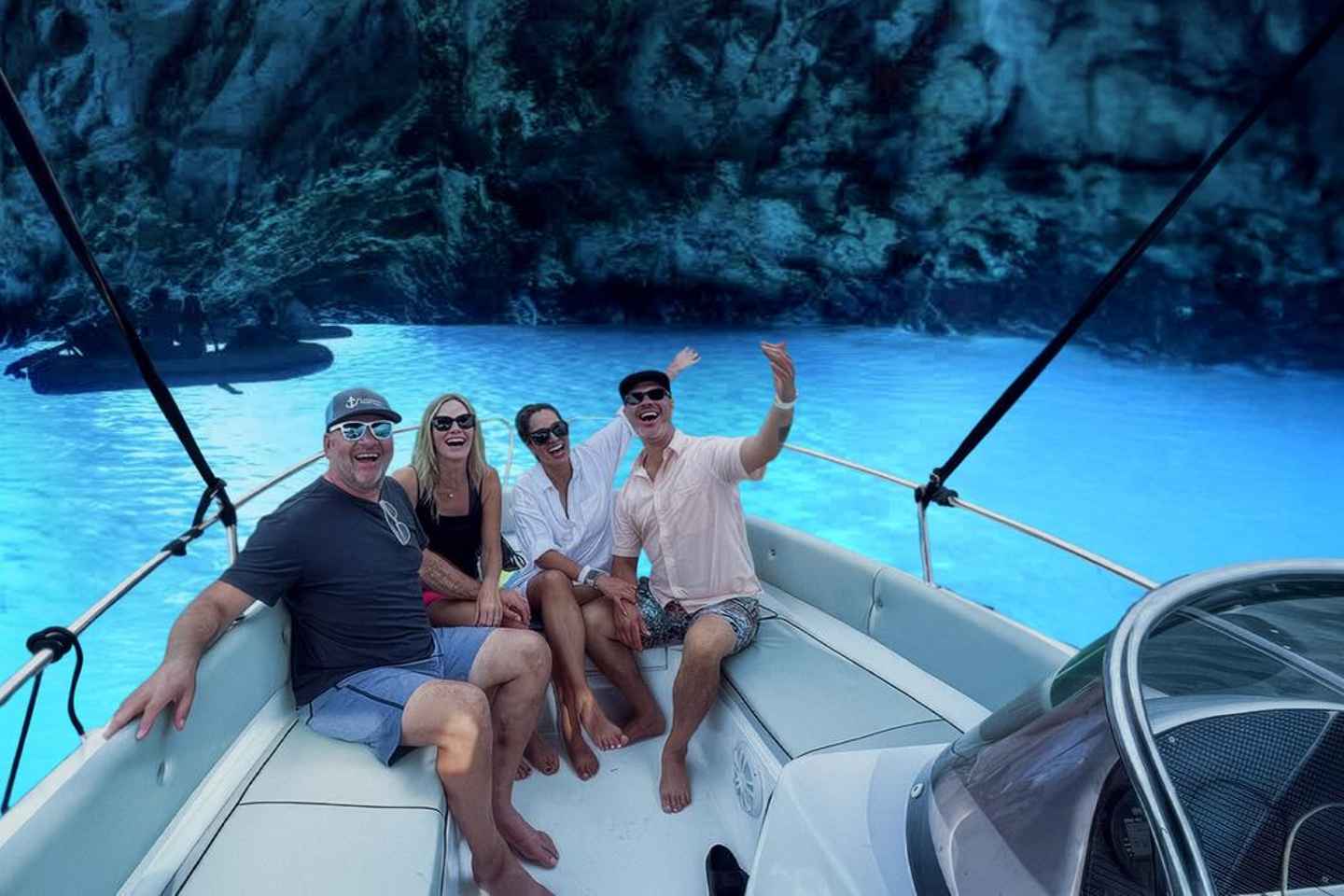 Котор: Частный тур в Голубую пещеру и по заливу