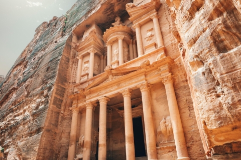 Von Amman aus: Ganztags - Petra & Wadi-rum TourTagestour nach Petra und Wadi Rum mit Eintrittsgeldern