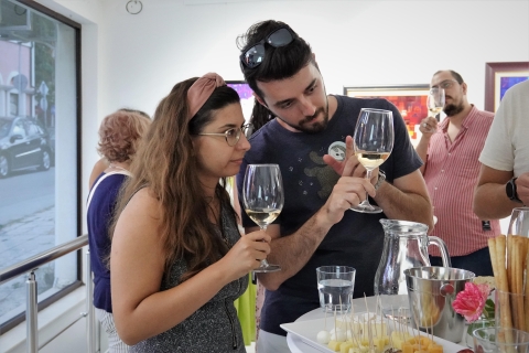 Degustacja bułgarskiego wina i galeria sztuki w Warnie