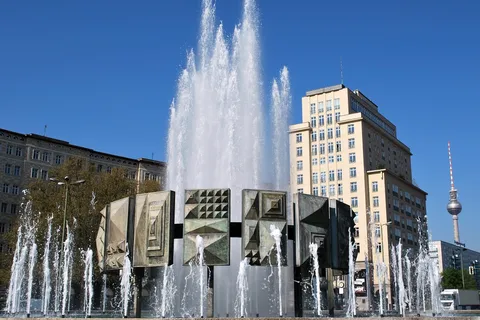 Berlin: Karl-Marx-Allee 2-timers tur
