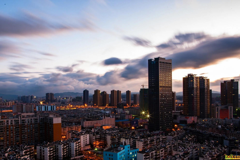 Au départ de Kunming : 9 jours d&#039;excursion dans le Yunnan avec train à grande vitesse