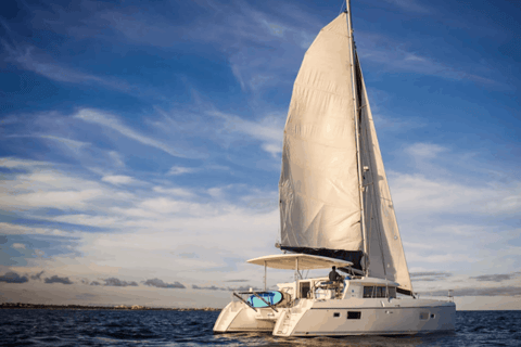 Cancun Bliss: Exclusive Luxe Yacht Experience 51´ Catamarán Leopard