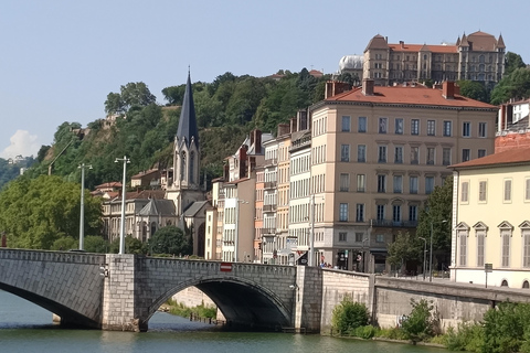 Lyon: Tour privado a pie por la ciudadLyon: un tour a pie privado por la ciudad en ucraniano