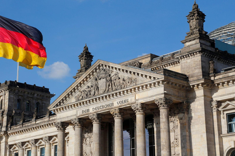 Best of Berlin: Private Walking Tour with a Local Private City Tour - 1Hr