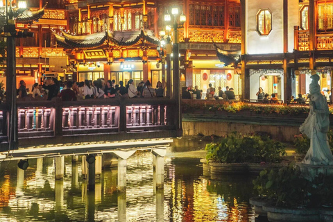 Shanghai: Zhujiajiao Water Town and Yu Garden Day Tour